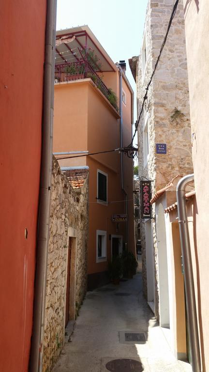 Guest Accomodation Zura Skradin Exterior photo